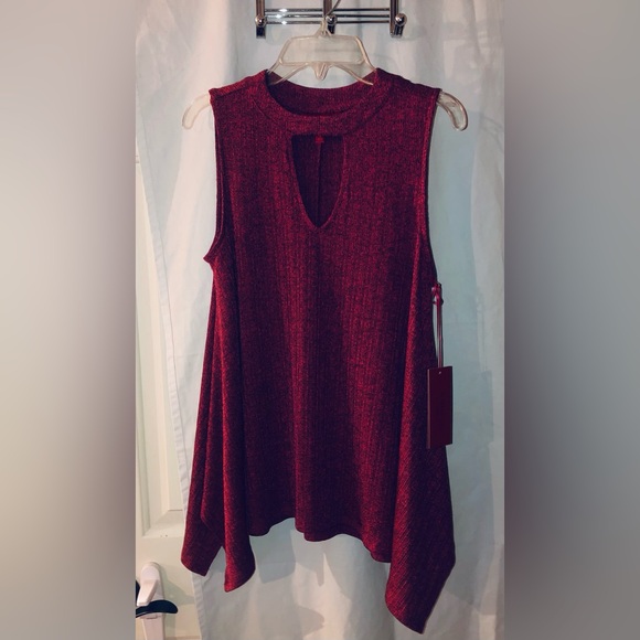 Jennifer Lopez crewneck tank with cut out choker Cascade Hem size Medium NWT - Picture 2 of 15